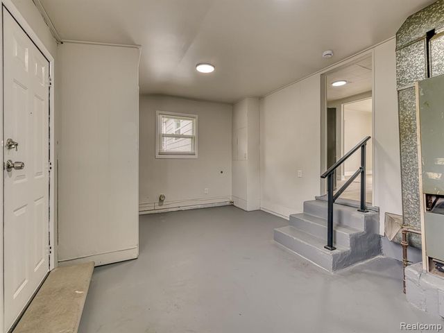 9620 Wilkie Street, Taylor, MI 48180