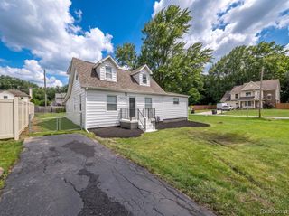 9620 Wilkie Street, Taylor, MI 48180