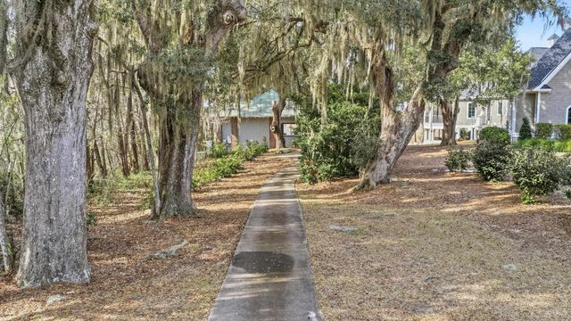 264 Susannah Ln., Pawleys Island, SC 29585