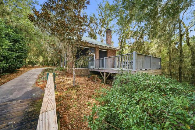 264 Susannah Ln., Pawleys Island, SC 29585