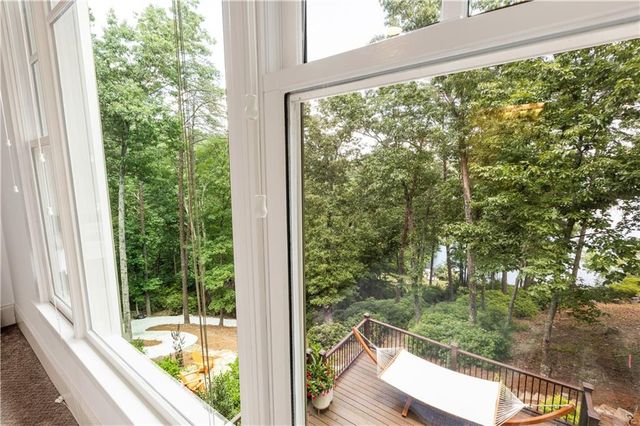 401 Ridgewater Lane, Waleska, GA 30183