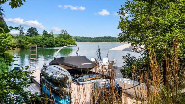 401 Ridgewater Lane, Waleska, GA 30183