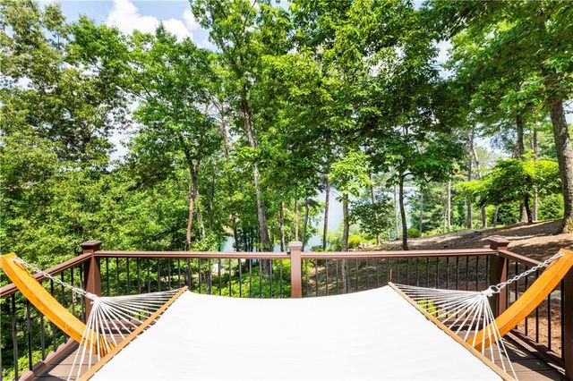 401 Ridgewater Lane, Waleska, GA 30183
