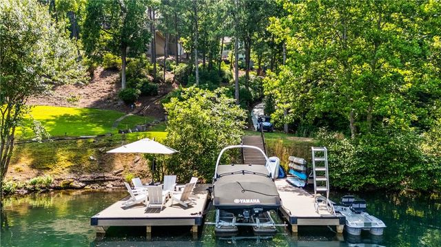 401 Ridgewater Lane, Waleska, GA 30183
