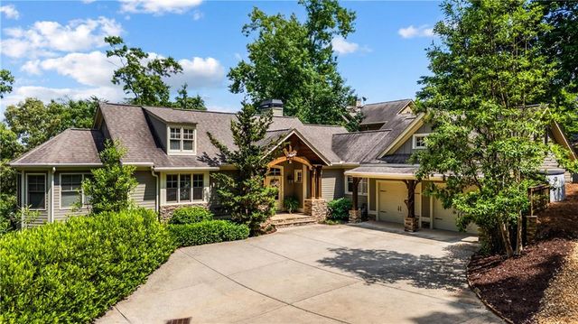 401 Ridgewater Lane, Waleska, GA 30183