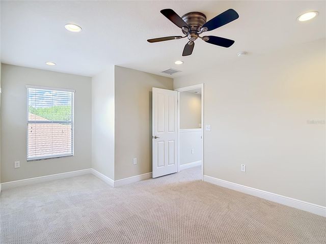1439 BEACONSFIELD DRIVE, Wesley Chapel, FL 33543