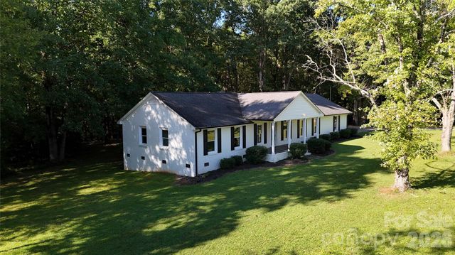 5406 Christopher Road, Iron Station, NC 28080
