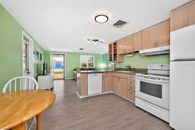 2550 10TH STREET, Englewood, FL 34224