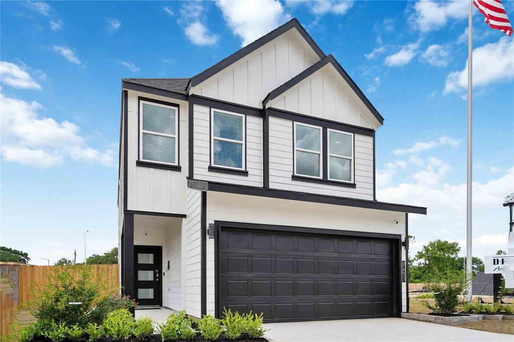 7614 Inwood Hills Lane, Houston, TX 77088