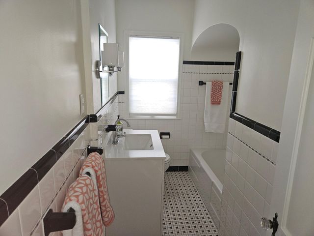 5807 Oakland Avenue, Minneapolis, MN 55417