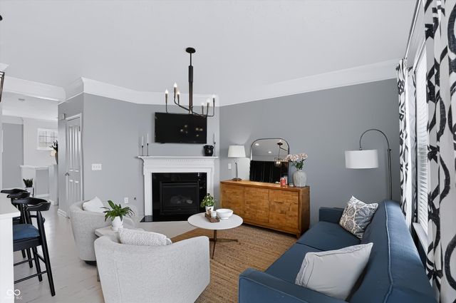 6305 Central Boulevard, Whitestown, IN 46075