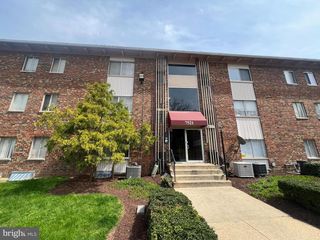 7521 Riverdale Rd Apt 1979, New Carrollton, MD 20784