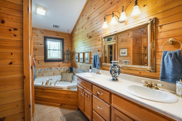 108 Wilscot Valley Drive, Morganton, GA 30560