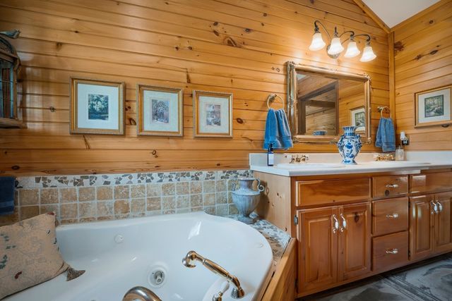 108 Wilscot Valley Drive, Morganton, GA 30560