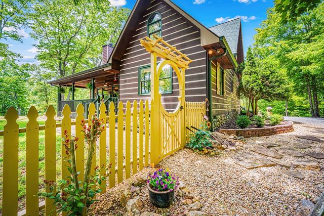 108 Wilscot Valley Drive, Morganton, GA 30560