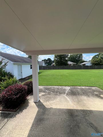 1802 Lillian Drive, Athens, AL 35611
