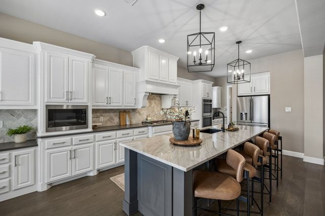 1104 Highpoint Way, Roanoke, TX 76262