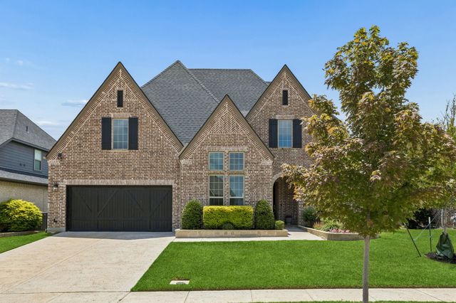 1104 Highpoint Way, Roanoke, TX 76262