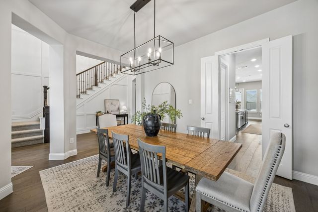 1104 Highpoint Way, Roanoke, TX 76262