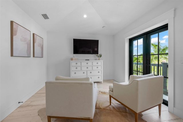 128 FILLMORE DRIVE, Sarasota, FL 34236