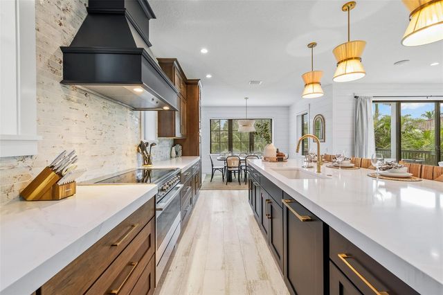 128 FILLMORE DRIVE, Sarasota, FL 34236