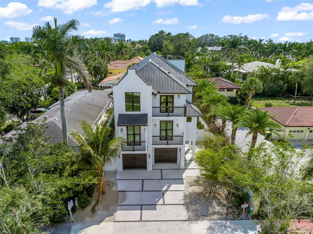 128 FILLMORE DRIVE, Sarasota, FL 34236