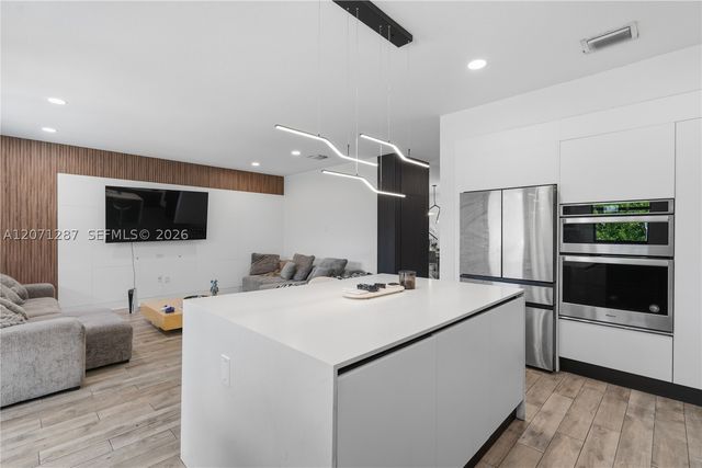 9400 W 35th Ln, Hialeah, FL 33018
