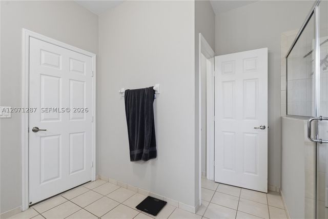 9400 W 35th Ln, Hialeah, FL 33018