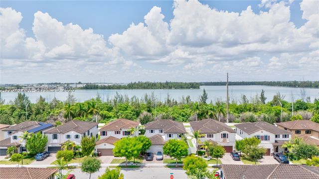 9400 W 35th Ln, Hialeah, FL 33018
