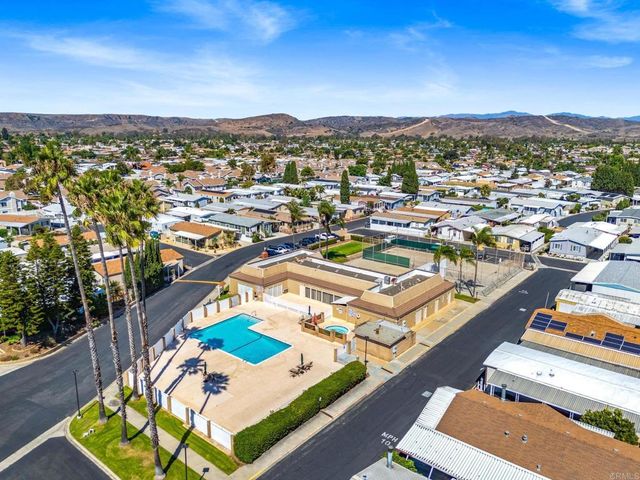 4660 N River Road 17, Oceanside, CA 92057