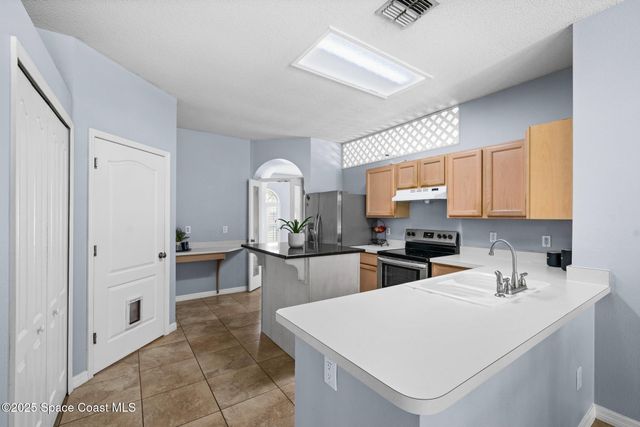 1850 Emerald Green Circle, Oviedo, FL 32765