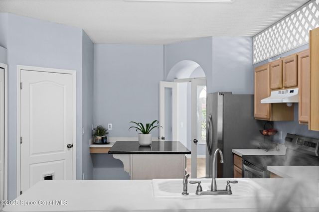 1850 Emerald Green Circle, Oviedo, FL 32765