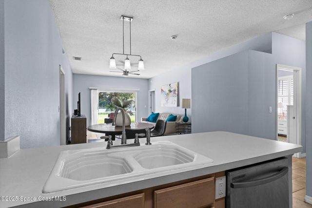 1850 Emerald Green Circle, Oviedo, FL 32765