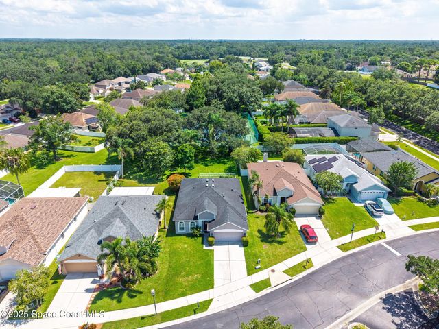 1850 Emerald Green Circle, Oviedo, FL 32765