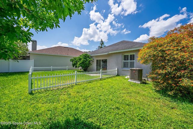 1850 Emerald Green Circle, Oviedo, FL 32765