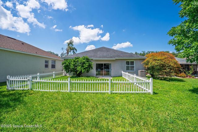 1850 Emerald Green Circle, Oviedo, FL 32765