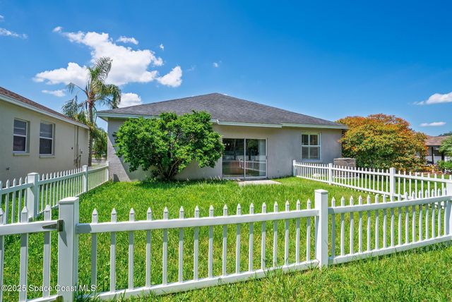 1850 Emerald Green Circle, Oviedo, FL 32765