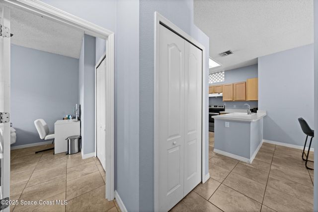 1850 Emerald Green Circle, Oviedo, FL 32765