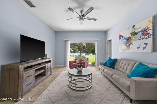 1850 Emerald Green Circle, Oviedo, FL 32765