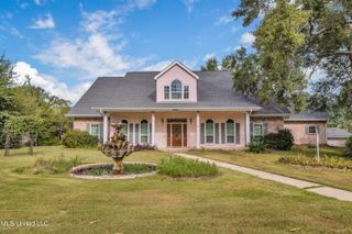 79293 E Diamondhead Drive, Diamondhead, MS 39525