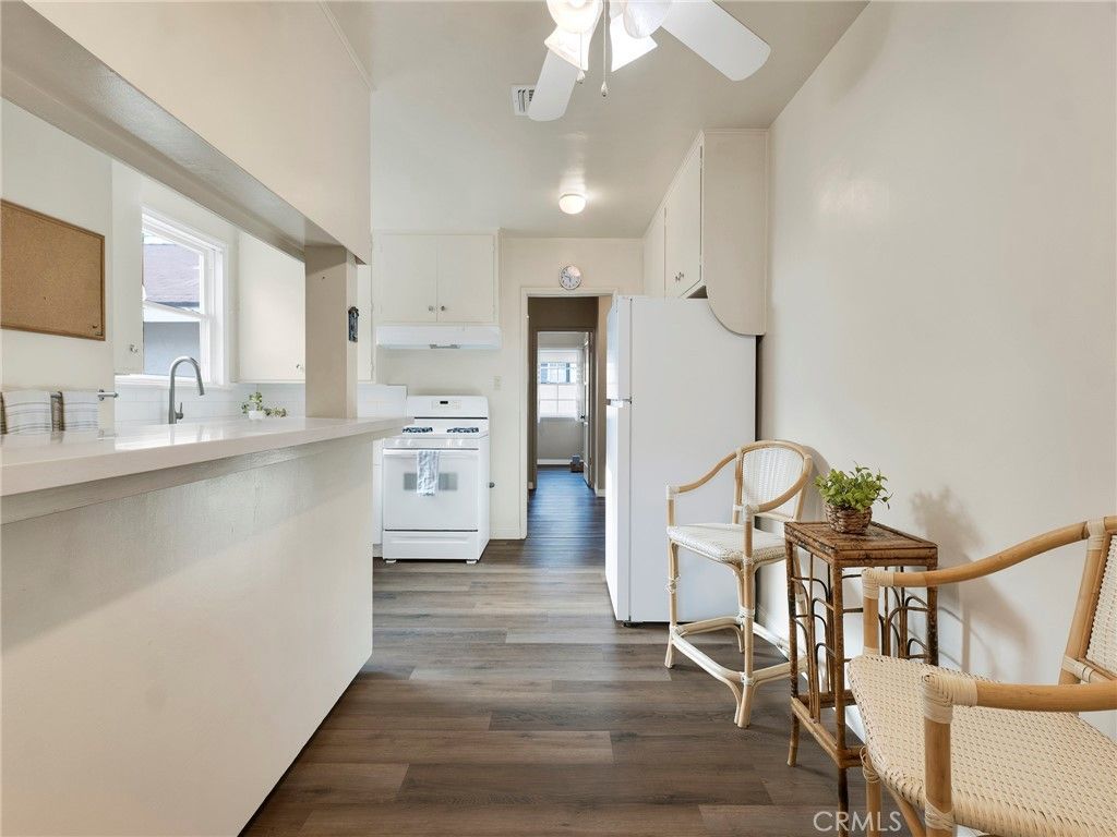 Image 14 of property listing at 8043 Rhodes, North Hollywood, CA 91605