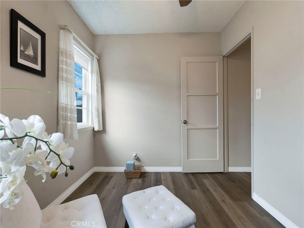 Image 25 of property listing at 8043 Rhodes, North Hollywood, CA 91605