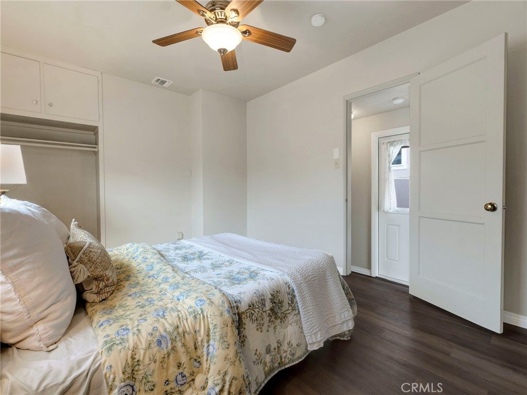 Image 36 of property listing at 8043 Rhodes, North Hollywood, CA 91605