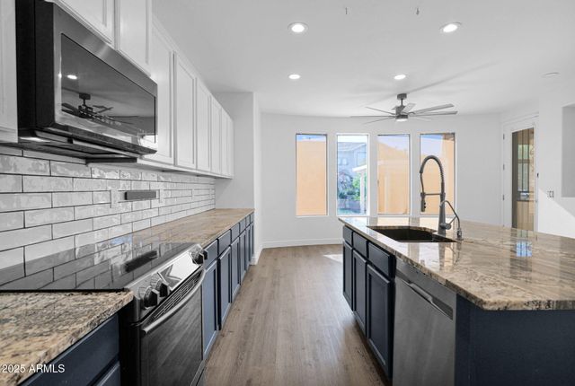 15343 W VENTURA Street, Surprise, AZ 85379