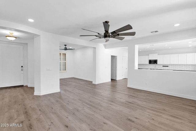 15343 W VENTURA Street, Surprise, AZ 85379