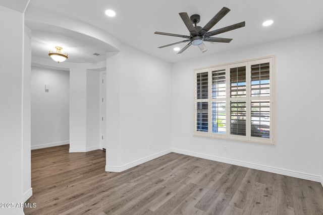 15343 W VENTURA Street, Surprise, AZ 85379