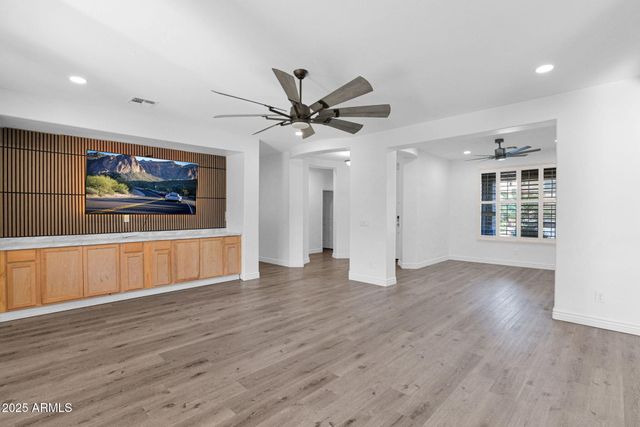 15343 W VENTURA Street, Surprise, AZ 85379