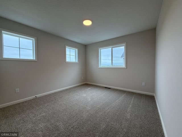 10816 165th Avenue NW, Elk River, MN 55330