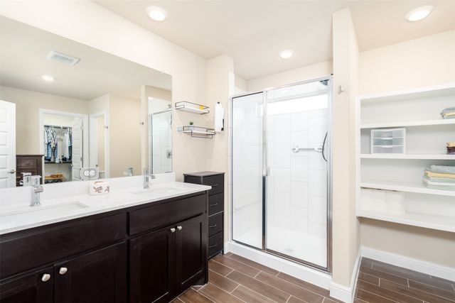 1907 Heritage Court, Cleburne, TX 76033