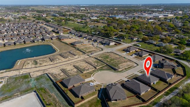 1907 Heritage Court, Cleburne, TX 76033